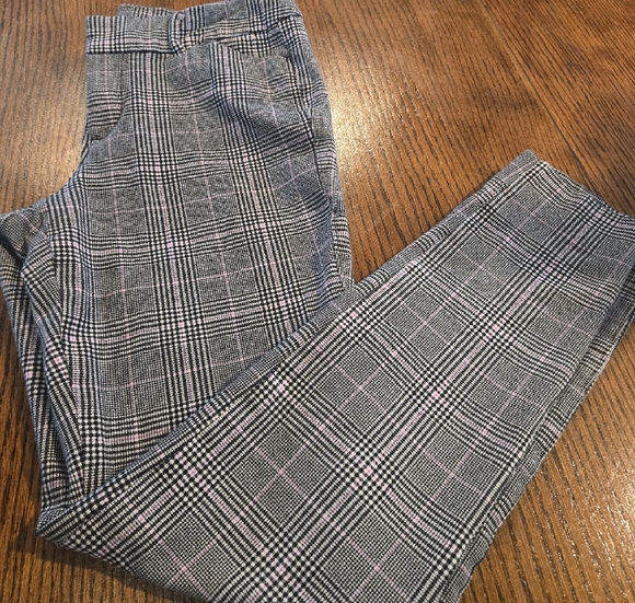 Old Navy Black and White Plaid Women's Skinny Pants - Picture 3 of 9